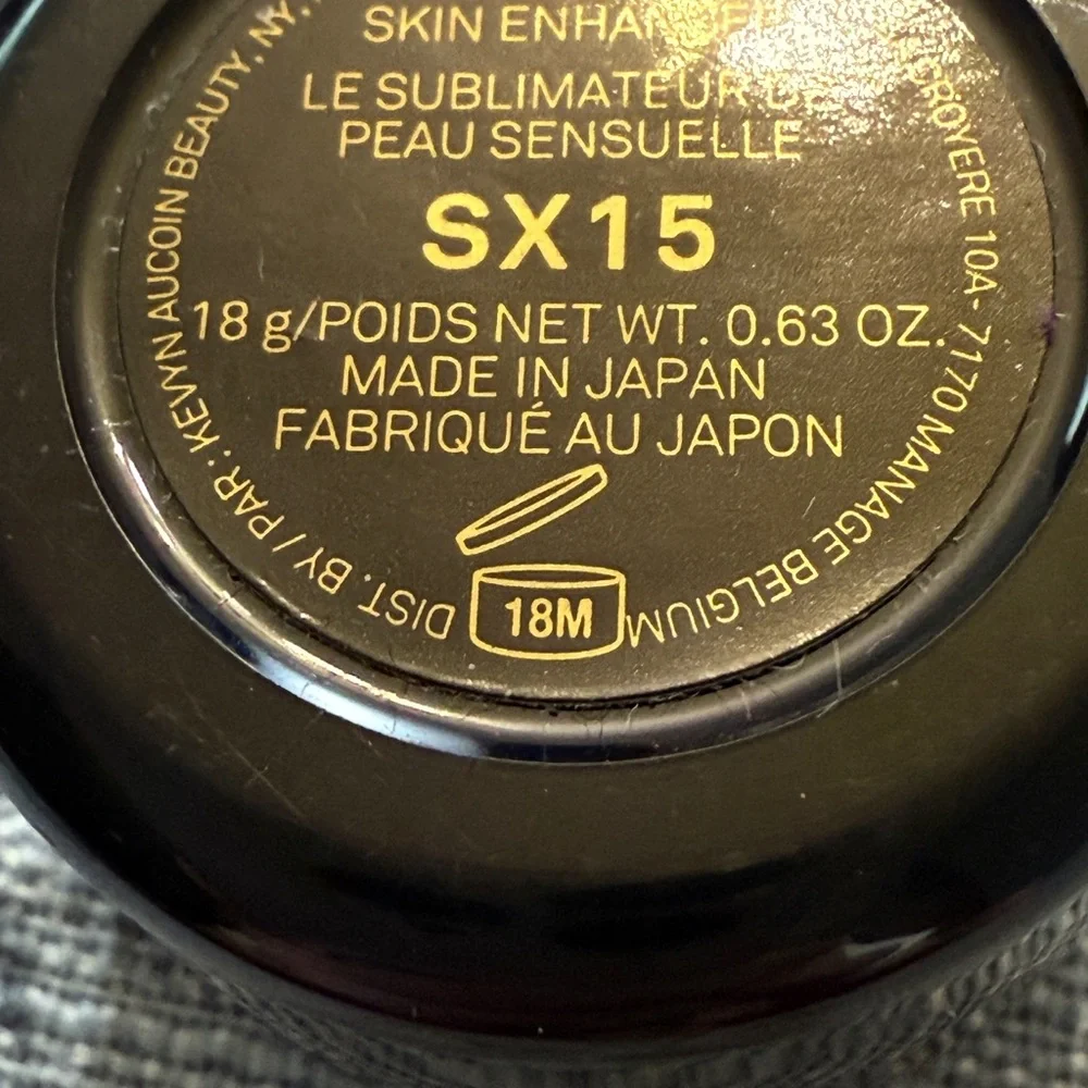 Kevyn Aucoin SX 15 Sensual Skin Enhancer in SX15 New